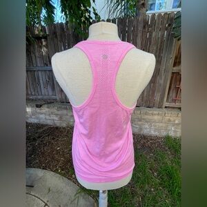 Lululemon pink swiftly tech Racerback tank top 2.0 hip length  size 10 yoga